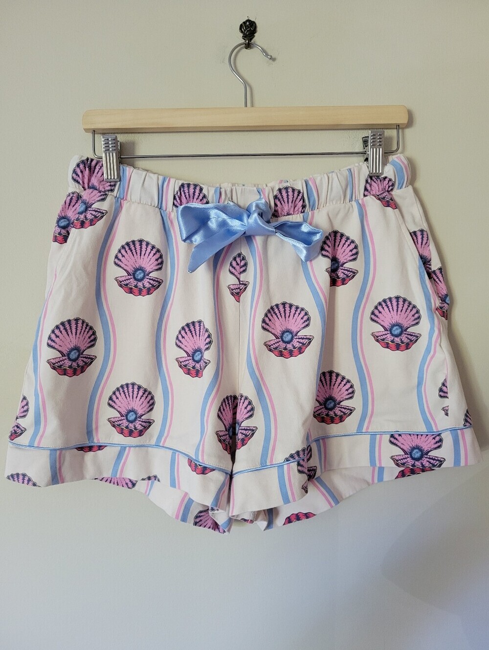 Chelsea Peers White Organic Cotton Pearl Shell Print Short Pyjamas Size Medium - Picture 2 of 7